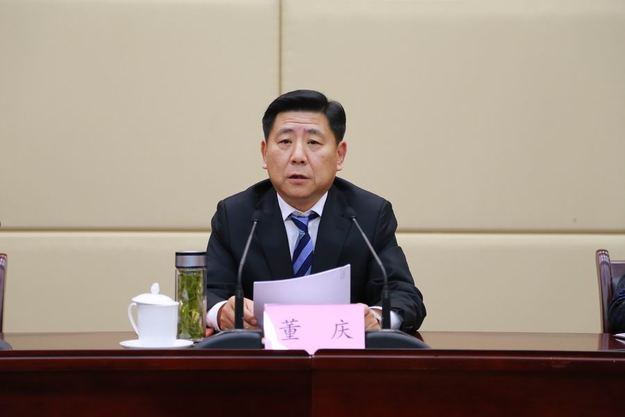 1510122269671395.jpg 董事长作重要讲话.jpg